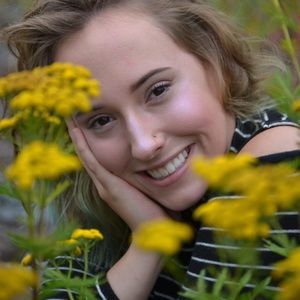 Meet your Seller and Posher, Erika!!